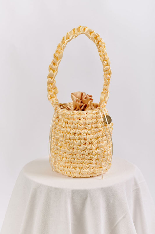 Victoria Cinta - Amarillo