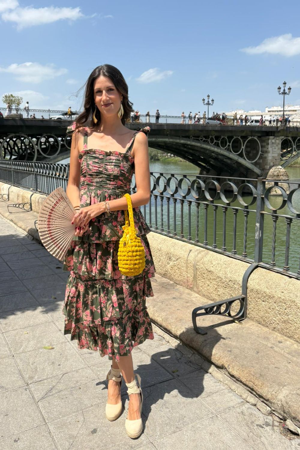 Victoria Velvet - Yellow