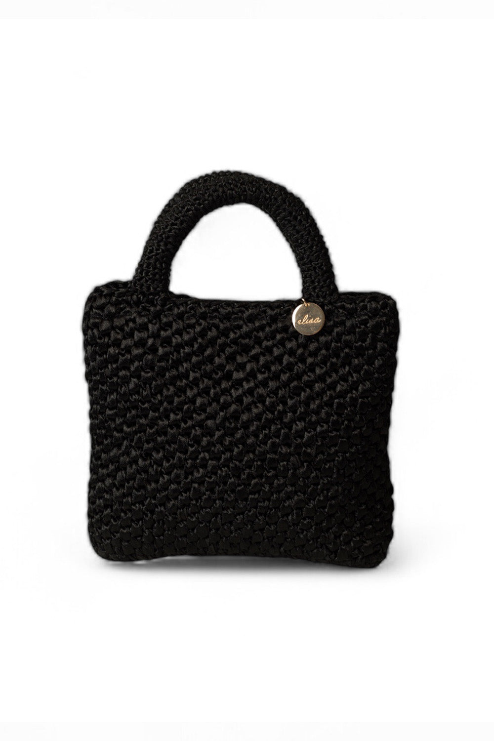 Cartera tejida color negro.